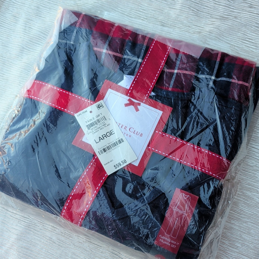 Charter Club V Neck Tee & Flannel Pant Pajama Set Large